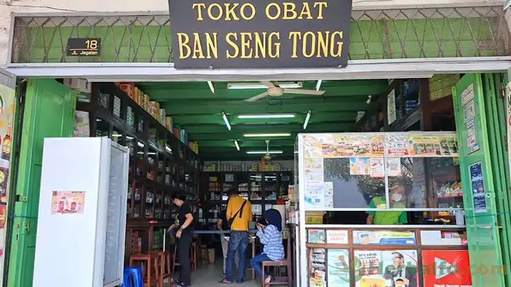 Toko Obat Ban Seng Tong